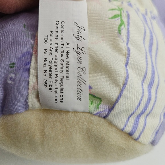 Vintage Russ Berrie "Lavendette" Bunnies Judy Lynn Collection Lavender Rabbits - Picture 10 of 10